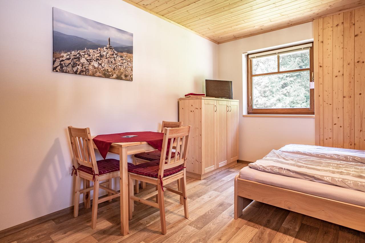 S4 Resort Kouty Loučná nad Desnou Esterno foto